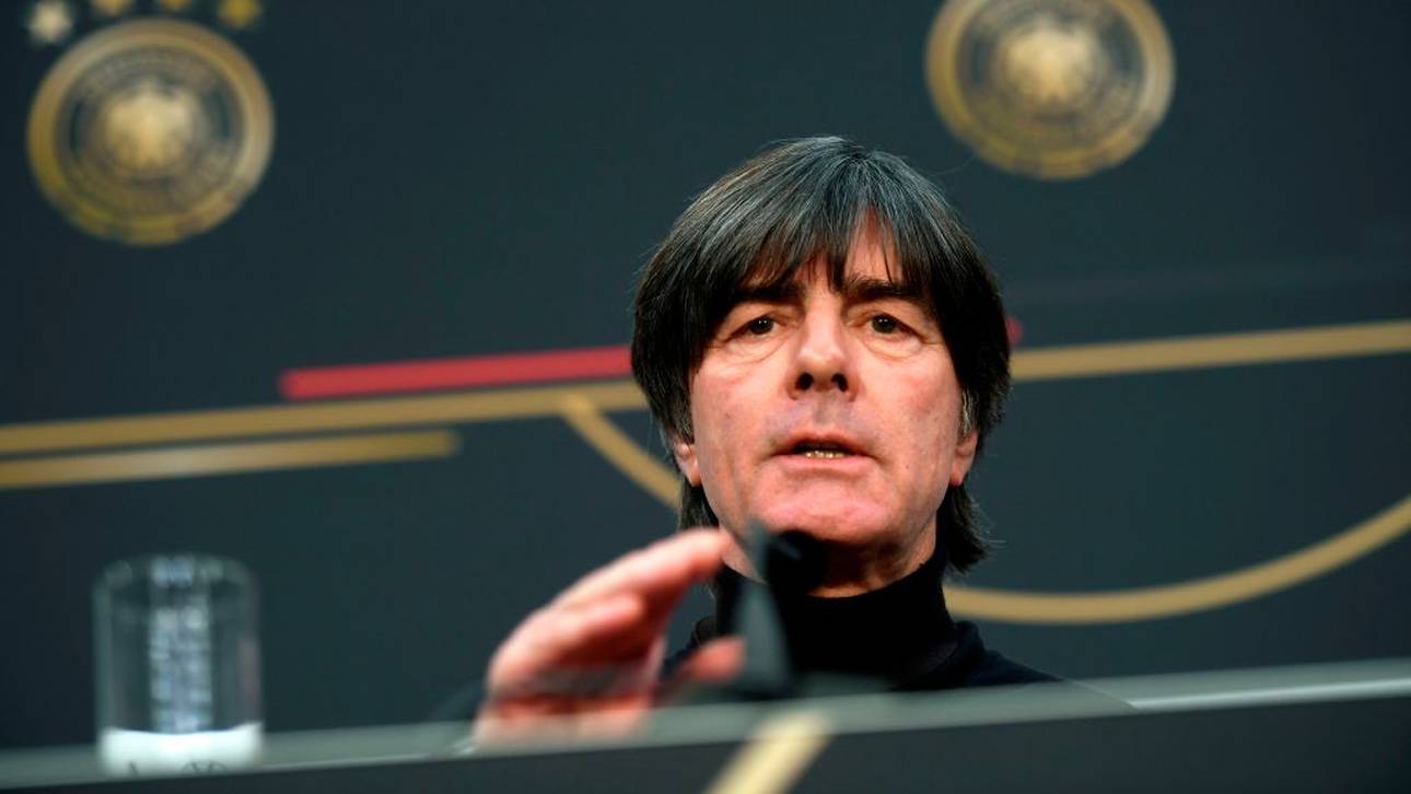 Löw kritisiert Regelauslegung