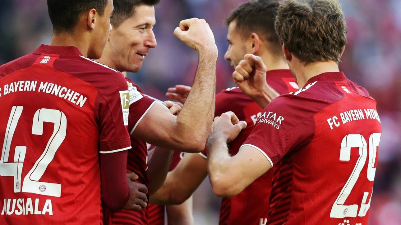 Souveräne Bayern gewinnen auch ohne Nagelsmann