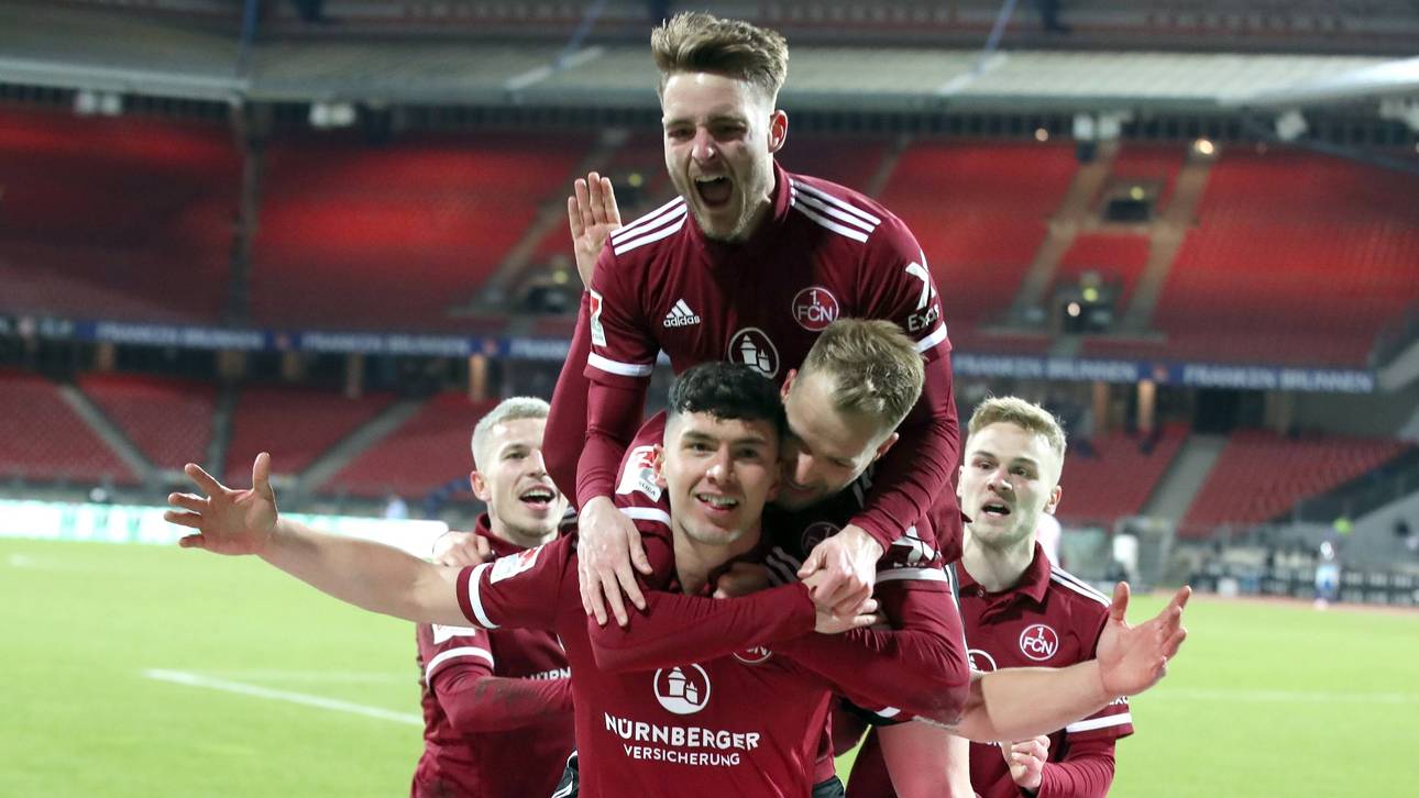Nürnberg zurück im Aufstiegsrennen