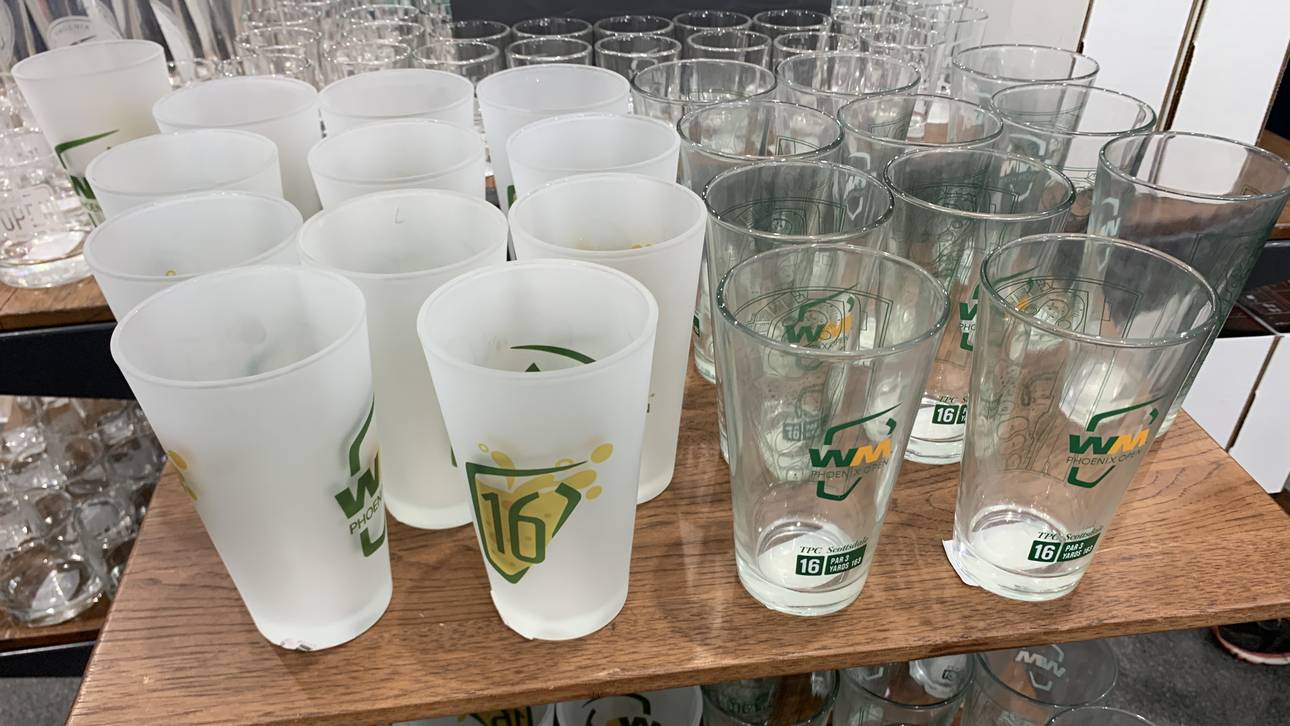 Das legendäre 16. Loch ist ein beliebtes Motiv für Fanartikel