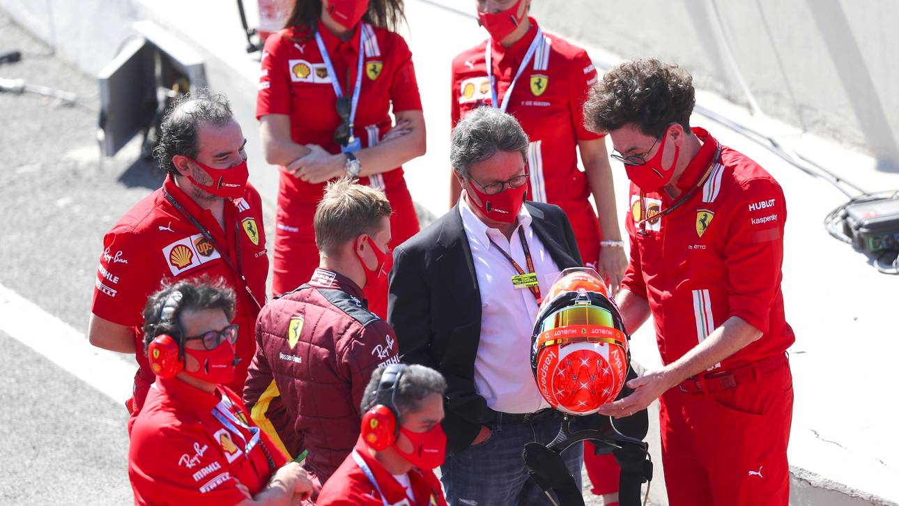 Schumacher testet im Ferrari