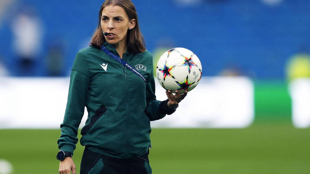 Schiedsrichterin: Legende übt Kritik