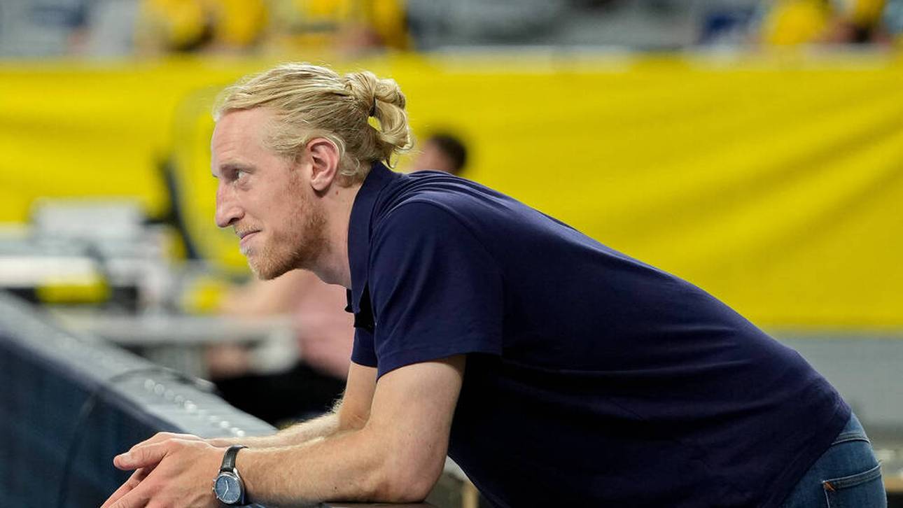 Erneute Operation für Löwen-Torhüter