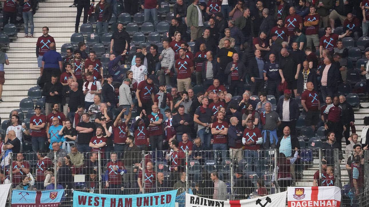 Fans zeigen Hitlergruß bei SGE-Spiel