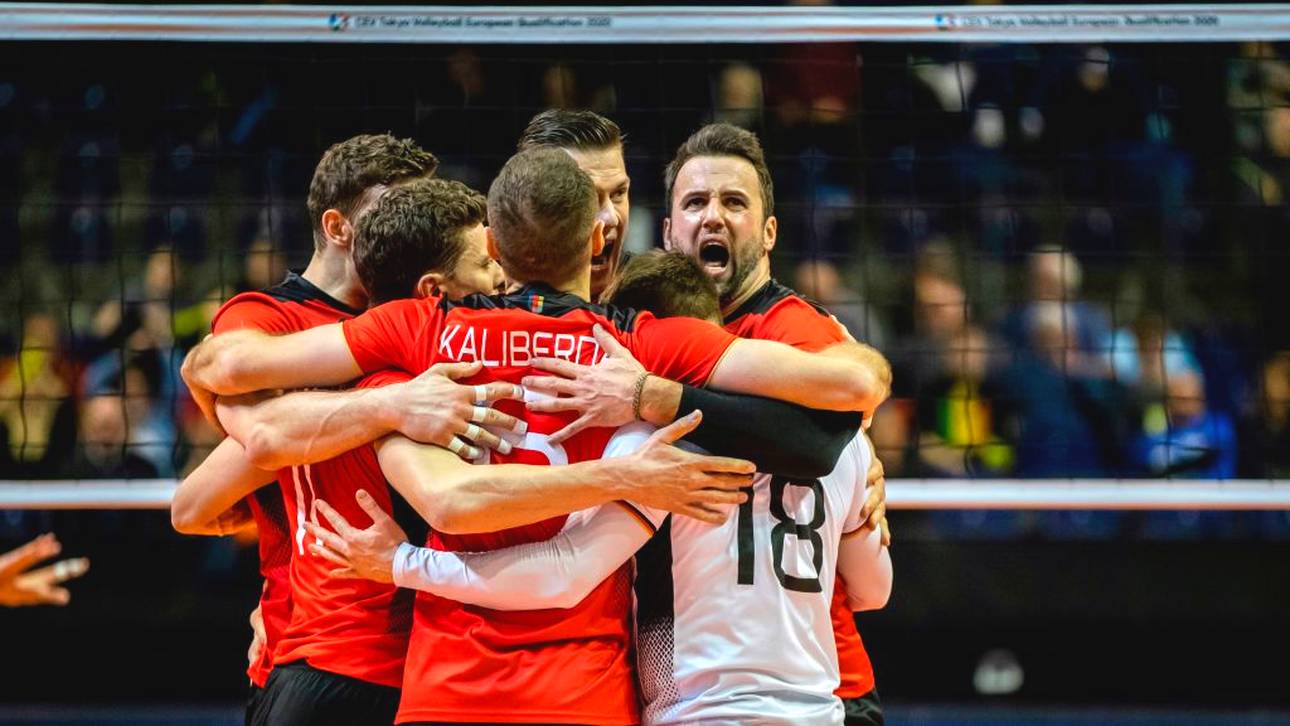 Sport-Tag: Volleyballer unter Druck