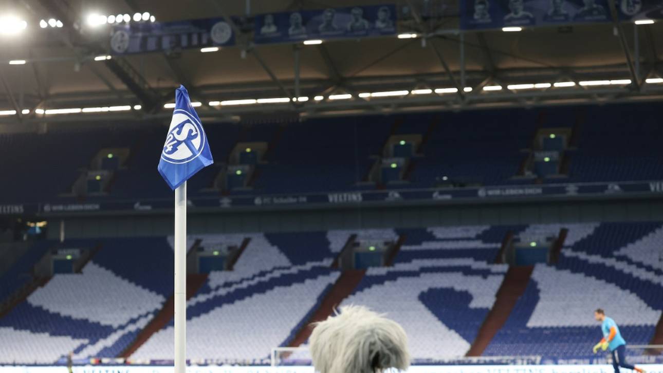 Schalke deutlich weniger in den Miesen