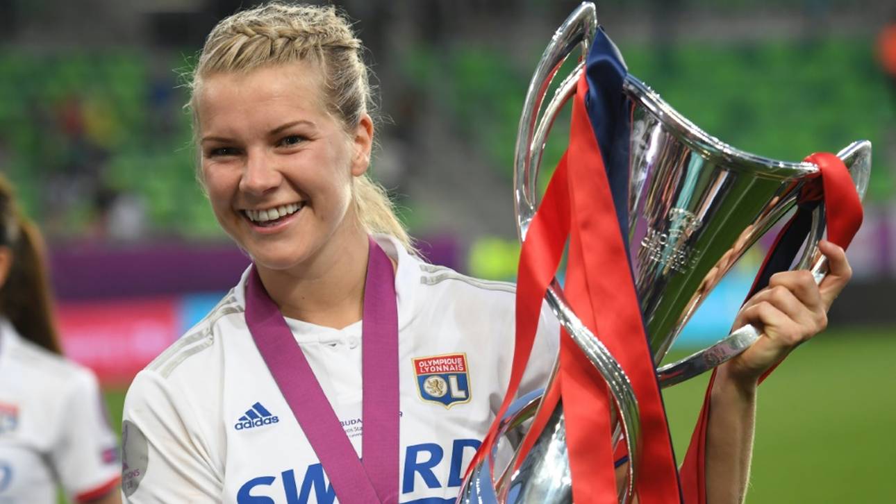 Starstürmerin verlängert in Lyon