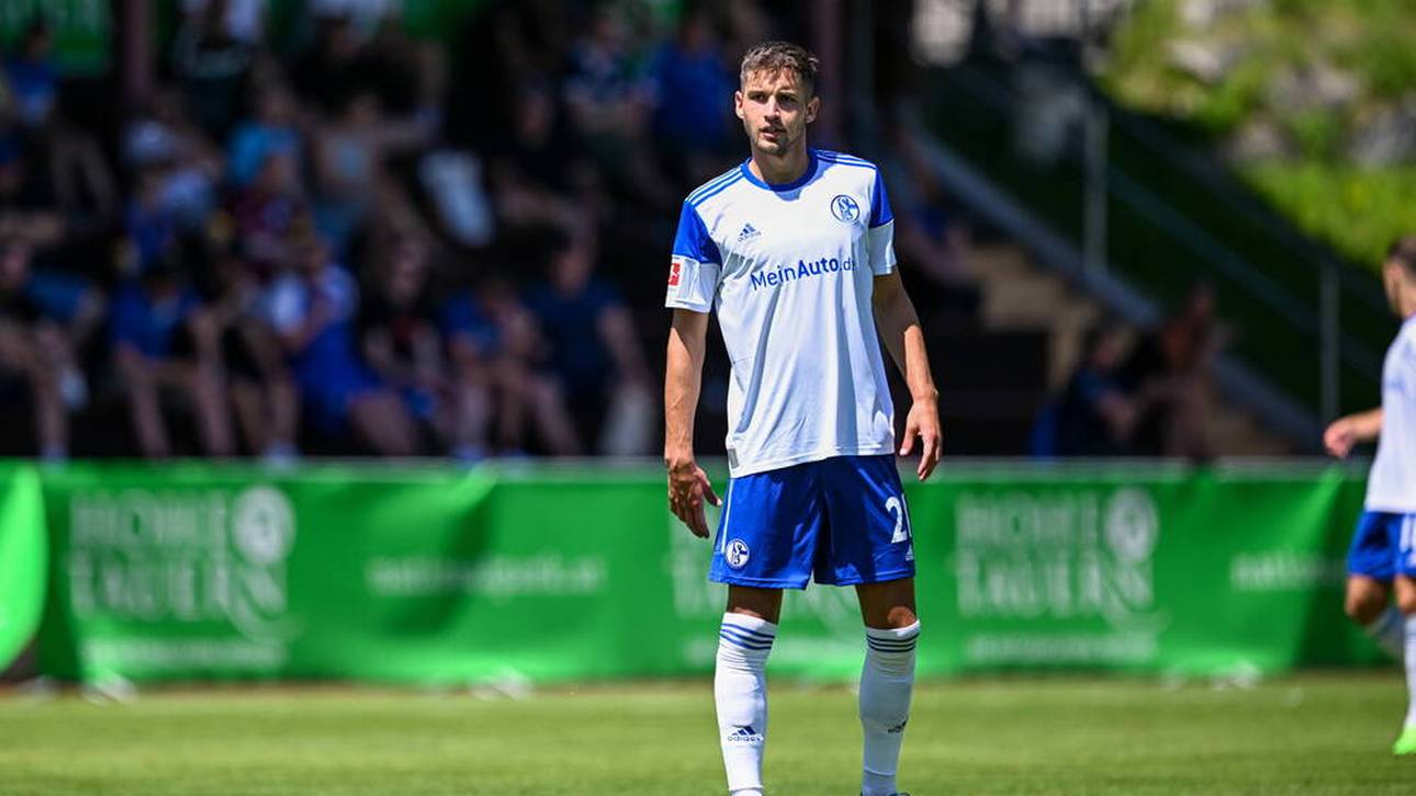 Schalke gibt Stürmer ab