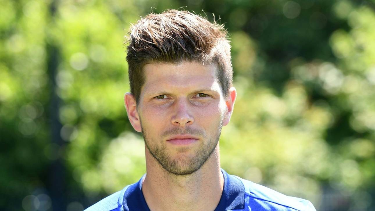 Wadenprobleme: Schalke ohne Rückkehrer Huntelaar gegen Köln