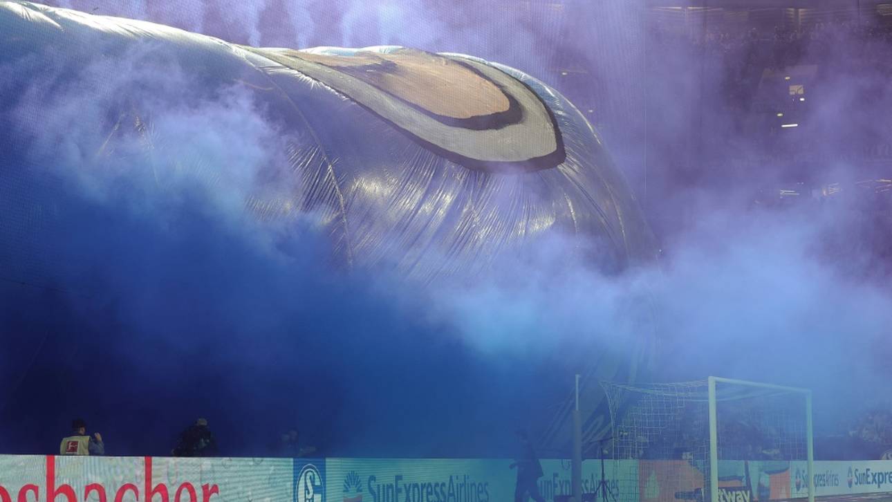 Wegen Fans: Schalke muss blechen