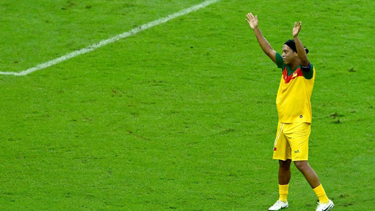Ronaldinho zerlegt Nationalteam