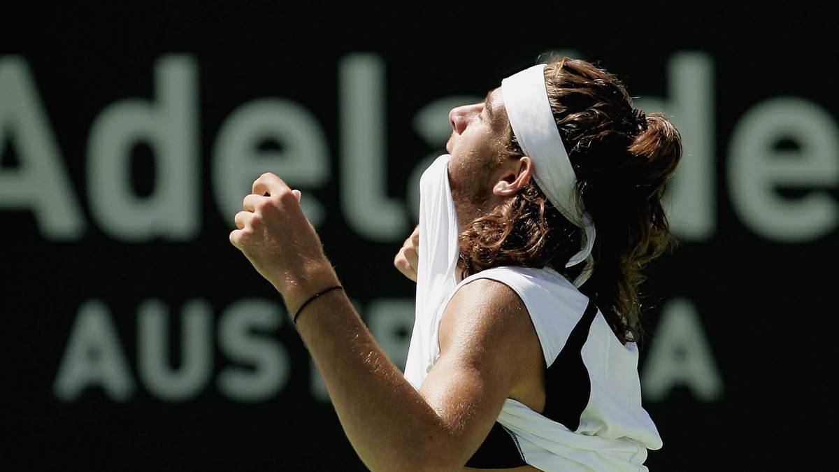 Erstmals richtig für Aufsehen sorgt er Anfang 2007 mit dem Einzug ins Halbfinale beim ATP-Turnier in Adelaide. Bei seinem Australian-Open-Debüt ist hingegen schon in der zweiten Runde Schluss