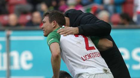 Stephan Lichtsteiner verletzte sich gegen Freiburg am rechten Knie
