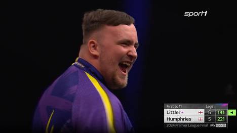 Luke Littler spielt im Finale der Premier League of Darts gegen Luke Humphries das perfekte Leg und sichert sich später auch den Sieg in dieser Saison.