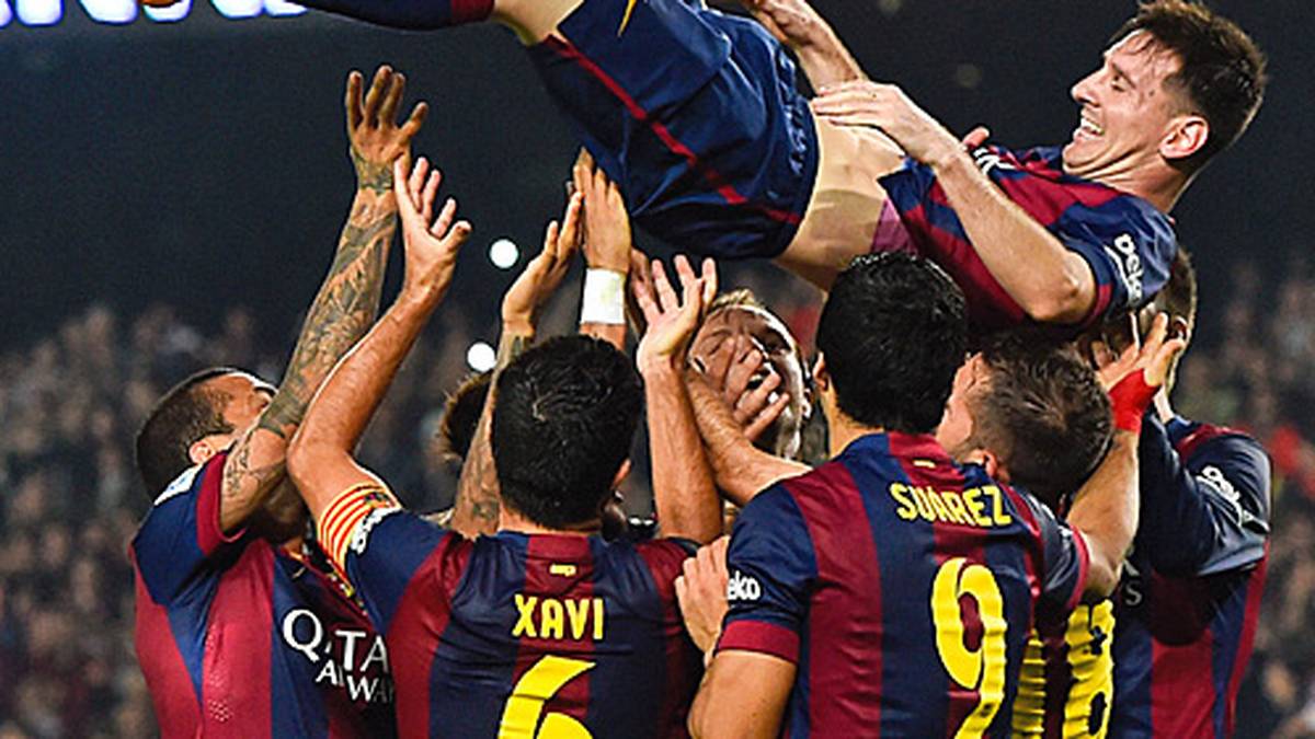 Die WM endete für Messi mit einer Pleite - die persönlichen Rekorde purzeln seitdem aber weiter. Beim 5:1 gegen den FC Sevilla macht er drei Tore und überholt Telmo Zarra als bisherigen Rekord-Torschützen in Spaniens höchster Liga