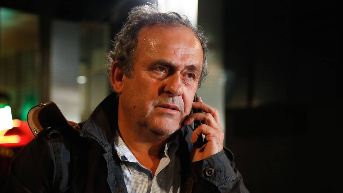 MICHEL PLATINI: Als 19 Jahre altes Talent vom AS Nancy wurde Platini 1976 zum Probetraining bei Bundesliga-Aufsteiger 1. FC Saarbrücken eingeladen. Das Urteil des damaligen FCS-Trainers Slobodan Cendic fiel deutlich aus: "Zu schmächtig, nix für uns"
