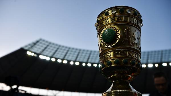 Hertha BSC Berlin v Borussia Dortmund - DFB Cup Semi Final