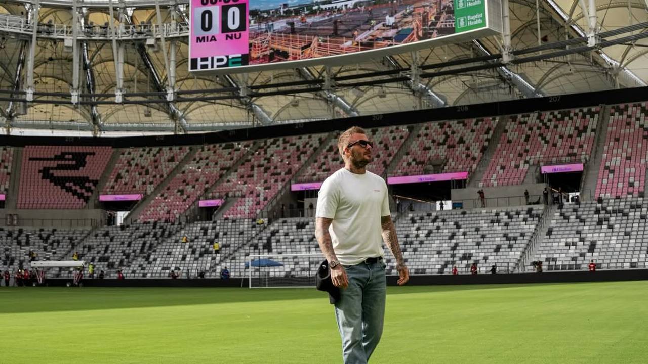 Mit Messi-Hommage: Beckhams Milliardentempel eingeweiht