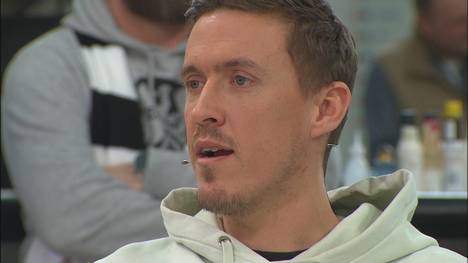 Max Kruse erklärt seinen Wechsel von Union Berlin zum VfL Wolfsburg und reflektiert über den Wechsel. Zudem äußert er sich zu einer möglichen Bundesliga-Rückkehr.