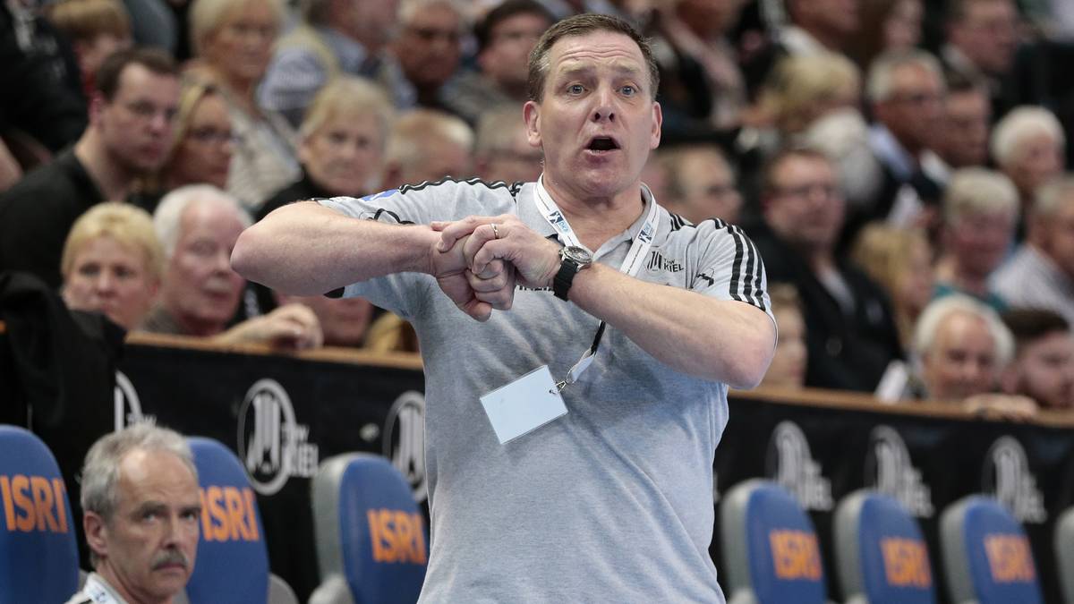 Trainer Alfred Gislason zeigte sich nach der Niederlage bei Pick Szeged enttäuscht  