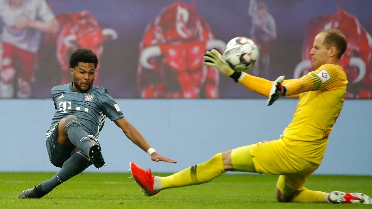 Stattdessen ist Gnabry Stammspieler. Da er auch seine Probleme mit der Muskulatur in den Griff bekommt, macht er 30 von 34 möglichen Spielen in der Liga