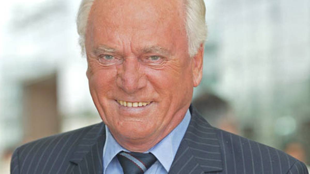 In den letzten Jahren wurde es ruhiger um Udo Lattek geworden. 2013 stellten Ärzte bei ihm Parkinson mit schleichender Altersdemenz fest. Zuletzt lebte er in einem Pflegeheim in Köln