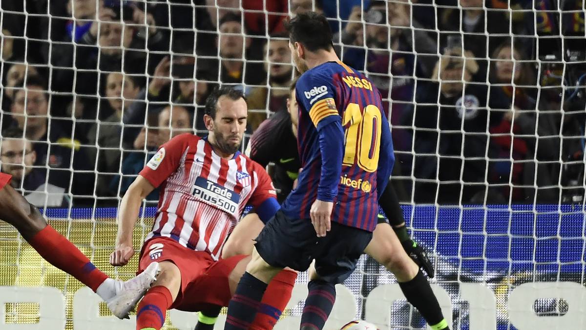 PLATZ 1 - FC BARCELONA: Messi, Messi, immer wieder Messi. Angetrieben vom Argentinier fertigte Barca im Achtelfinale Lyon ab, rasierte in Liga und Pokal Erzfeind Real und machte jüngst gegen Atletico praktisch den La-Liga-Titel klar