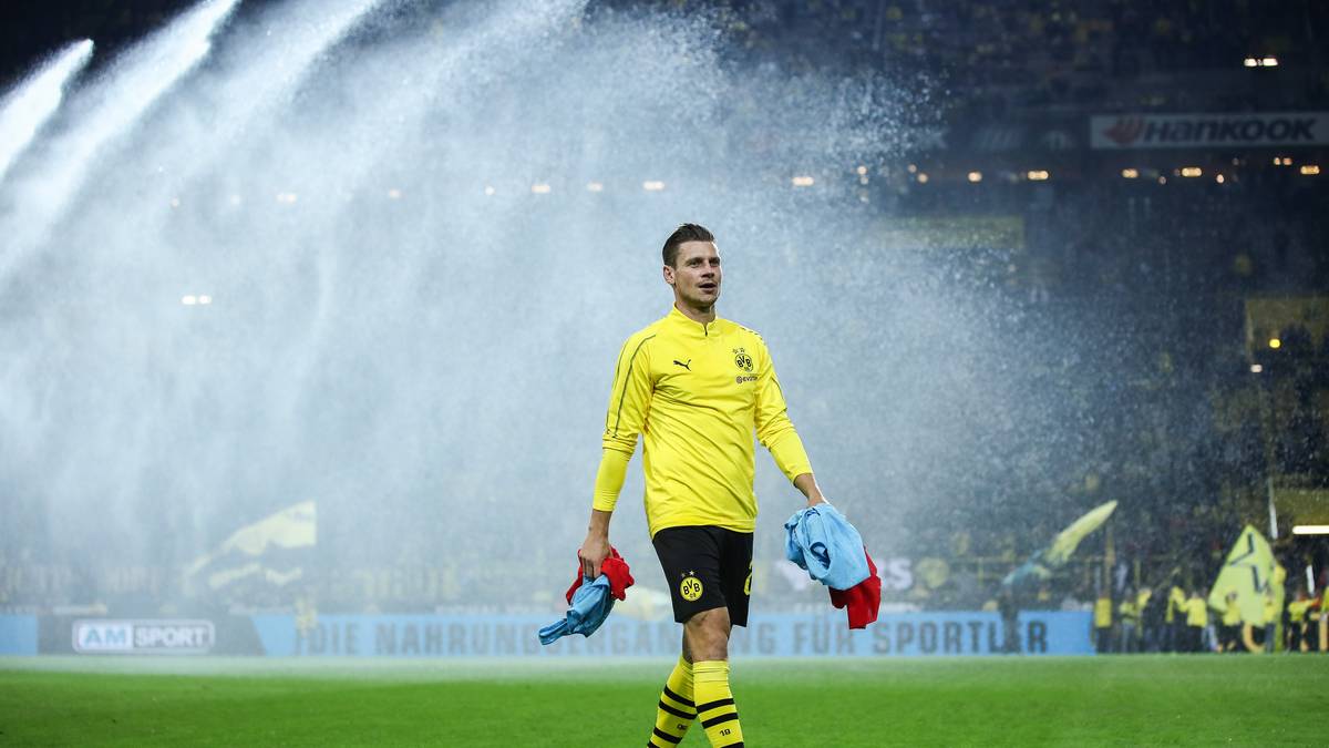 Alex Masold: Egal wie oft du behauptest du hast nichts getrunken Lukasz muss immer zum Piszczek