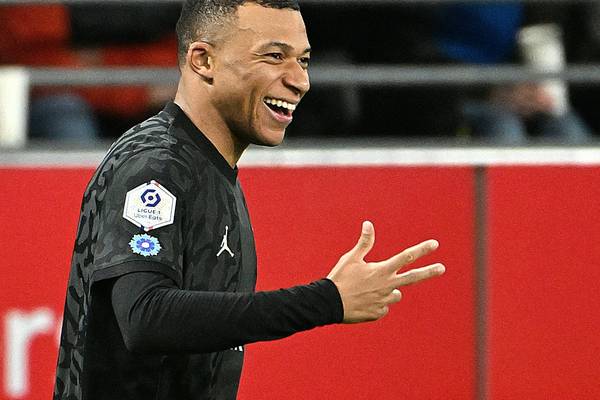 Mbappe schießt PSG an die Spitze