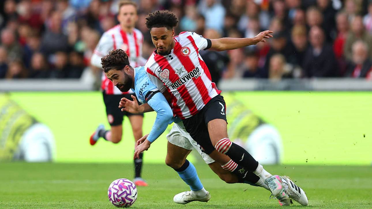 Kevin Schade (r.) vom FC Brentford reist zum DFB-Team nach