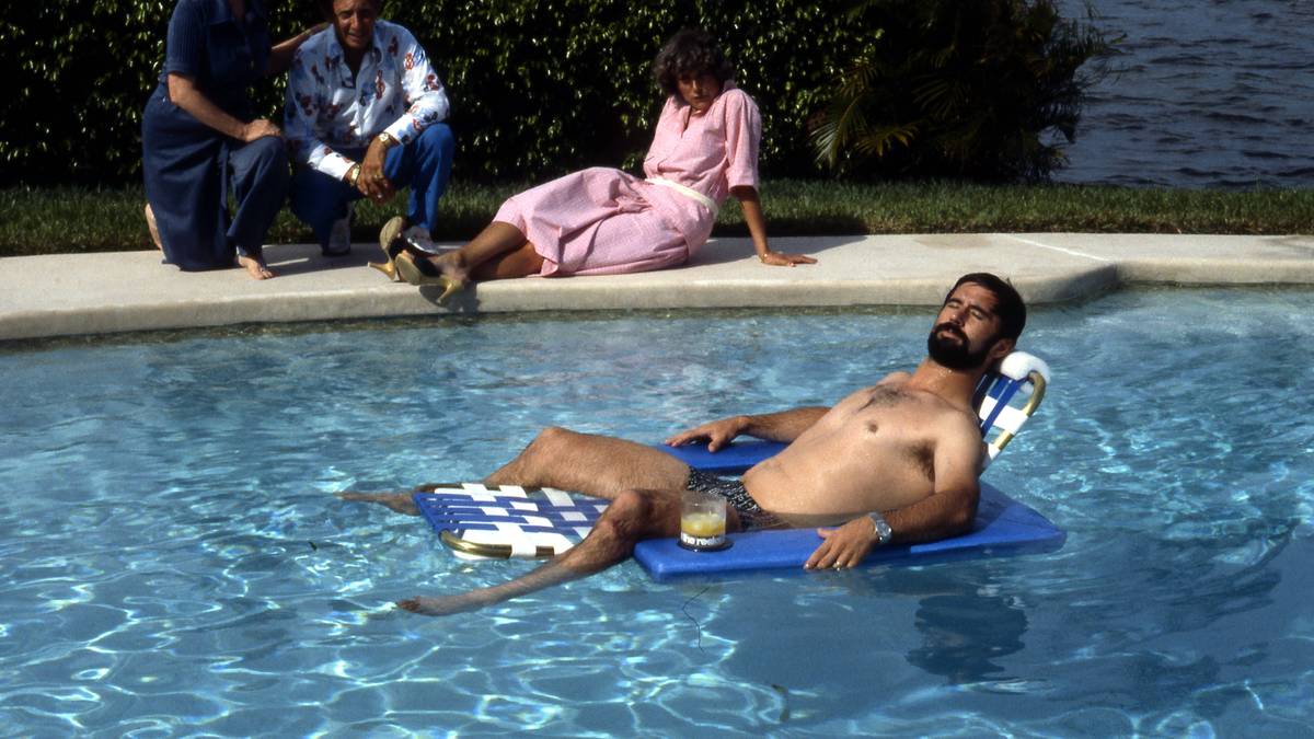 Doch nicht nur neben, sondern auch im Pool lässt es sich offenbar aushalten