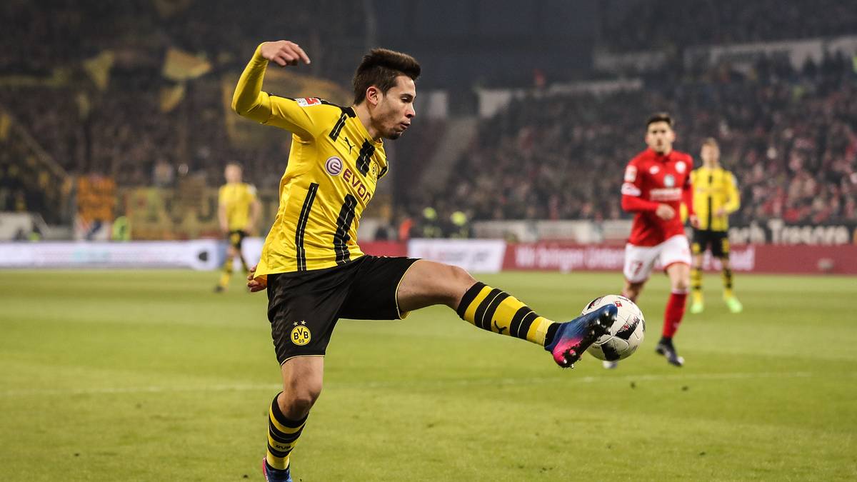 RAPHAEL GUERREIRO - Der portugiesische Europameister steht in Lissabon natürlich unter besonderer Beobachtung. Wurde im Saisonverlauf häufig von Verletzungen zurückgeworfen. Wenn er fit ist, spielt der Linksfuß jedoch fast immer brillant. VORTEIL BVB, 4:3