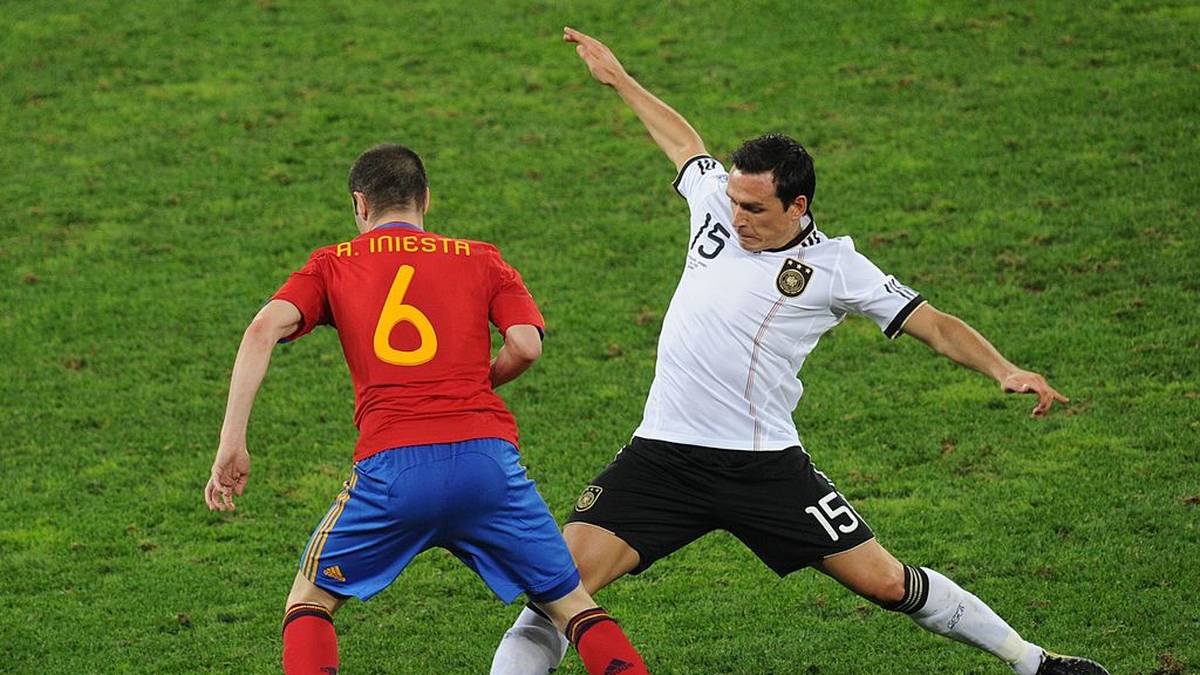 PIOTR TROCHOWSKI: 35 Spiele, 2 Tore