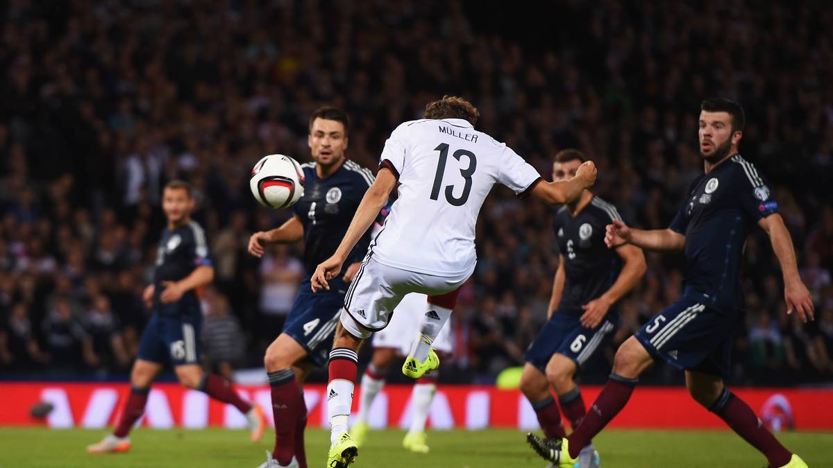 Lange hat das Unentschieden aber nicht Bestand, denn es müllert schon wieder. Der Bayer untermauert einmal mehr seine derzeitige Topform und staubt per Kopf zur erneuten Führung ab