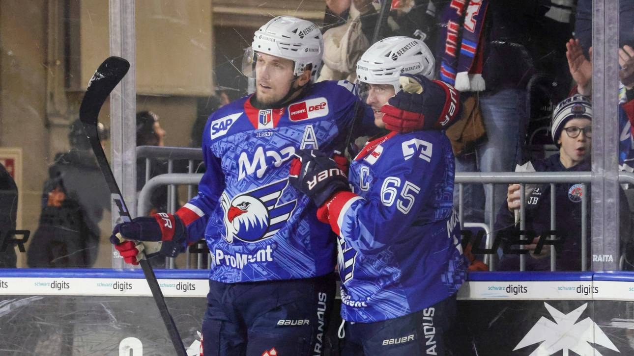 Adler-Jubel nach dem 3:2 durch Marc Michaelis