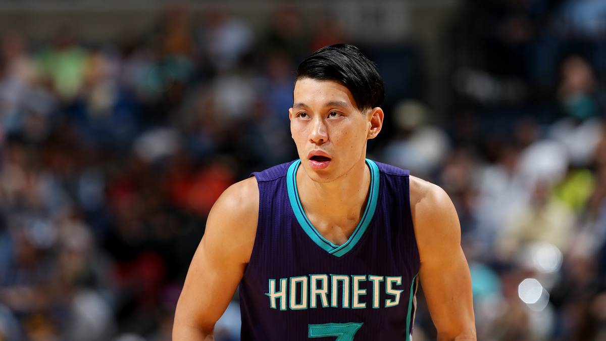 Nach seinem Mega-Iro trägt Jeremy Lin von den Charlotte Hornets nun einen Seitenscheitel. Das Urteil bleibt das Gleiche: Geschmackssache