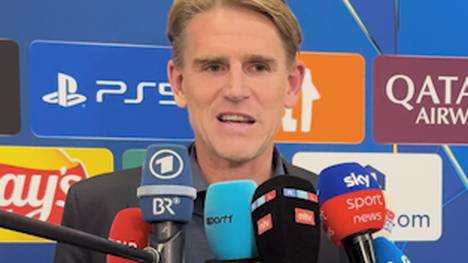Sacha Boey, der zuletzt viel Kritik einstecken musste, zeigte nach seiner Einwechslung gegen Chelsea eine gute Leistung. Bayern-Sportdirektor Christoph Freund lobt den Verteidiger.