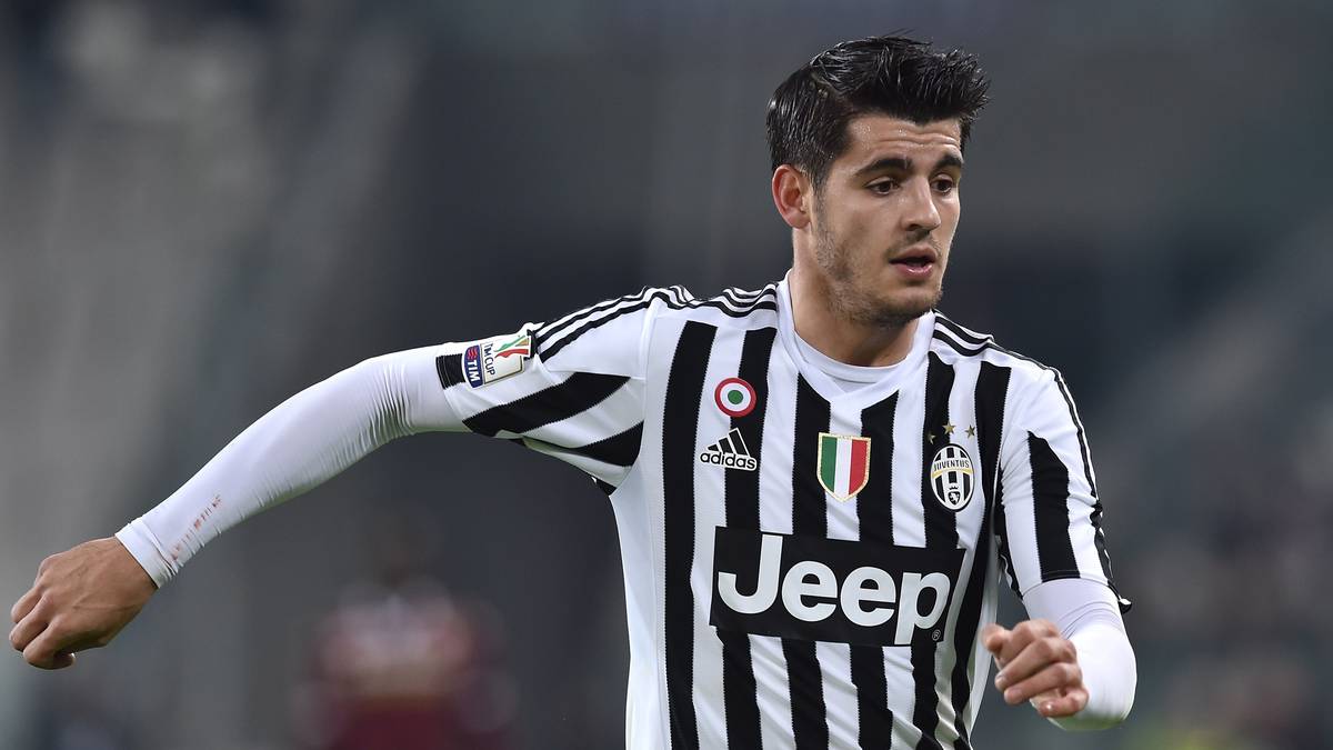 ALVARO MORATA (Juventus): Um den spanischen Nationalstürmer ranken sich Gerüchte um eine Rückkehr zu Real Madrid und einen Wechsel in die Premier League zum FC Arsenal. Die Alte Dame schiebt einem Transfer bislang aber einen Riegel vor. SPORT1-Prognose: Obwohl Morata bisher eine schwache Saison spielt, wird er Juve im Winter nicht verlassen