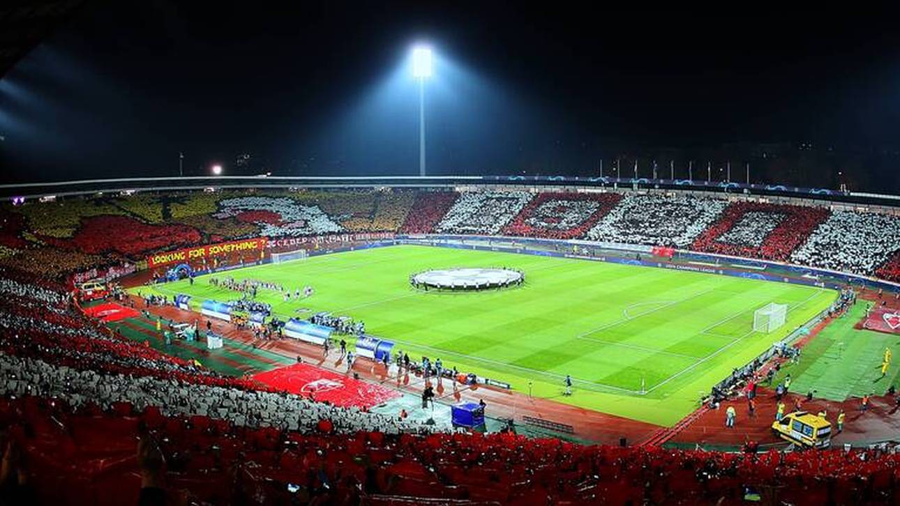 Belgrad Rajko Mitic Stadion (Marakana) 2018 gegen PSG bei einer Choreo
