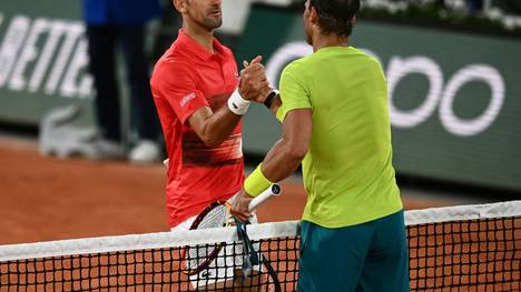 Novak Djokovic (l.) traut Rafael Nadal viel zu