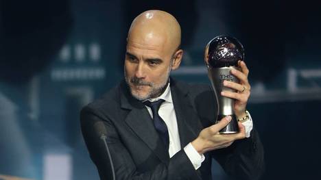 Pep Guardiola ist zum zweiten Mal zum Welttrainer des Jahres gewählt worden. Der Spanier gewann in der letzten Saison mit Manchester City das Triple und war somit erste Wahl bei den FIFA The Best Awards.