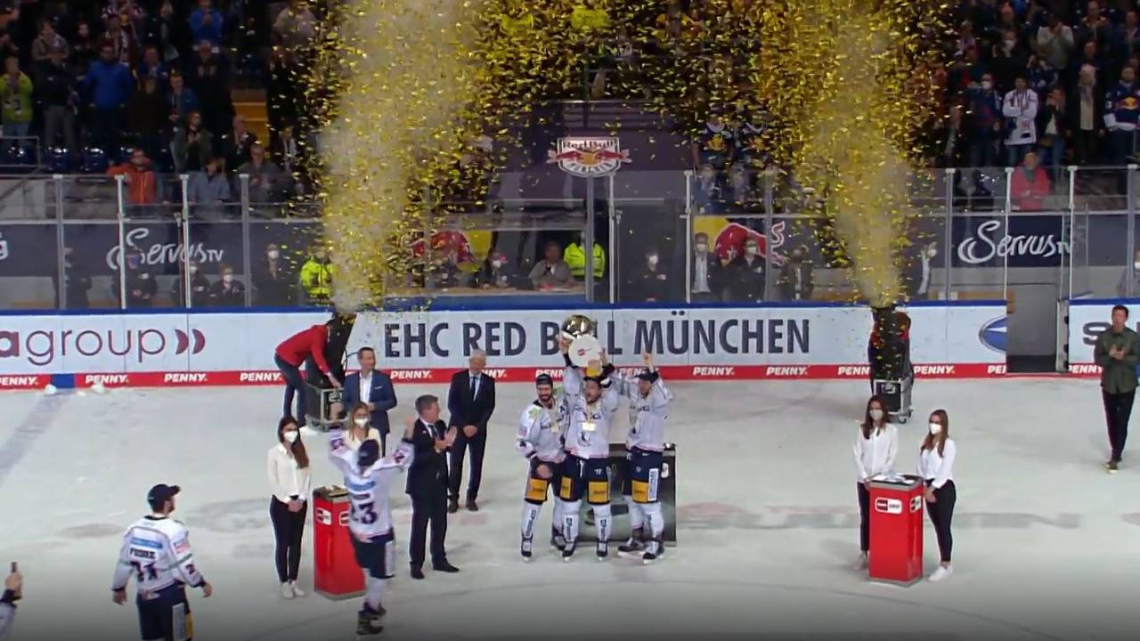EHC Red Bull München - Eisbären Berlin (Highlights)