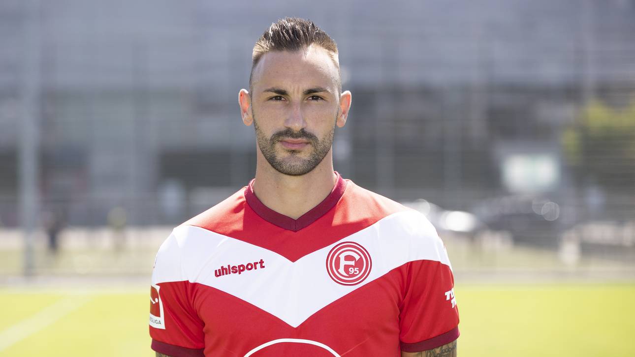 Lange Pause für Ex-Bayer Contento