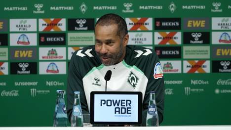 Angesprochen darauf, ob er schon vorher seinen jetzigen Klub beobachtet hat, bringt Werder-Trainer Daniel Thioune sogar Vincent Kompany und den FC Bayern ins Spiel. 