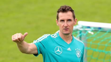Miroslav Klose ist derzeit im Trainerstab der deutschen Fußball-Nationalmannschaft zuständig für die Stürmer