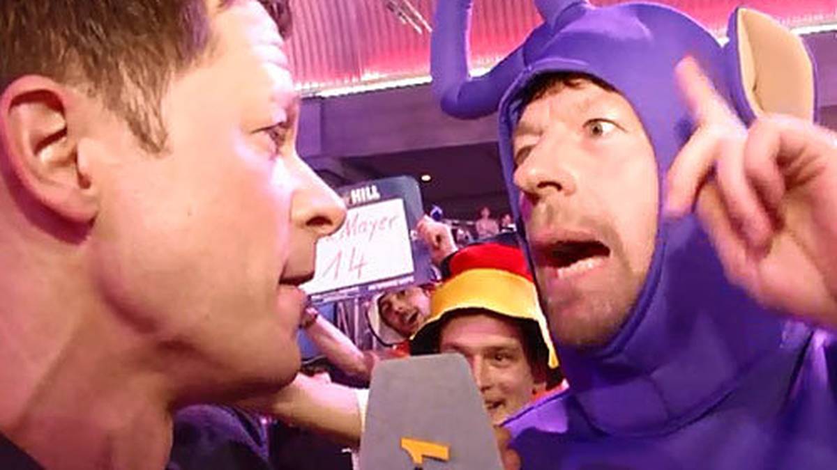 Steffen Freund, Fußball-Europameister von 1996, verkleidete sich sogar als Teletubbie