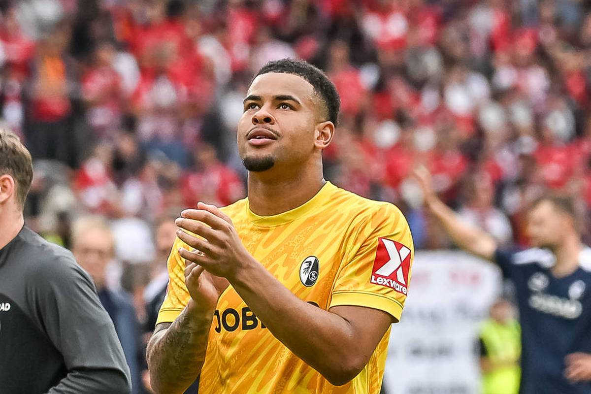 Freiburgs Torwart Noah Atubolu hat über seine Nicht-Nominierung für das DFB-Team und seine Ziele gesprochen.