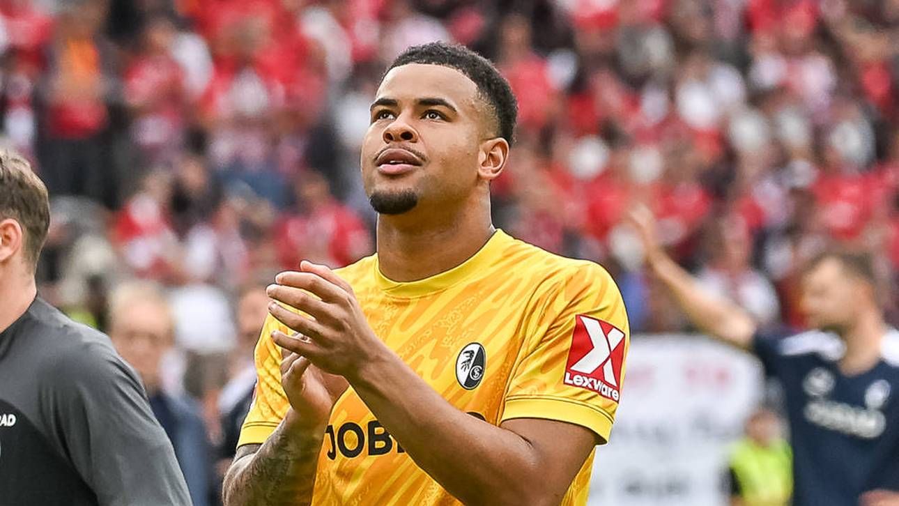 Noah Atubolu klatscht