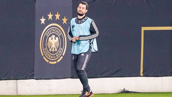 Deutscher Ex-Nationalspieler trainiert bei Schalke
