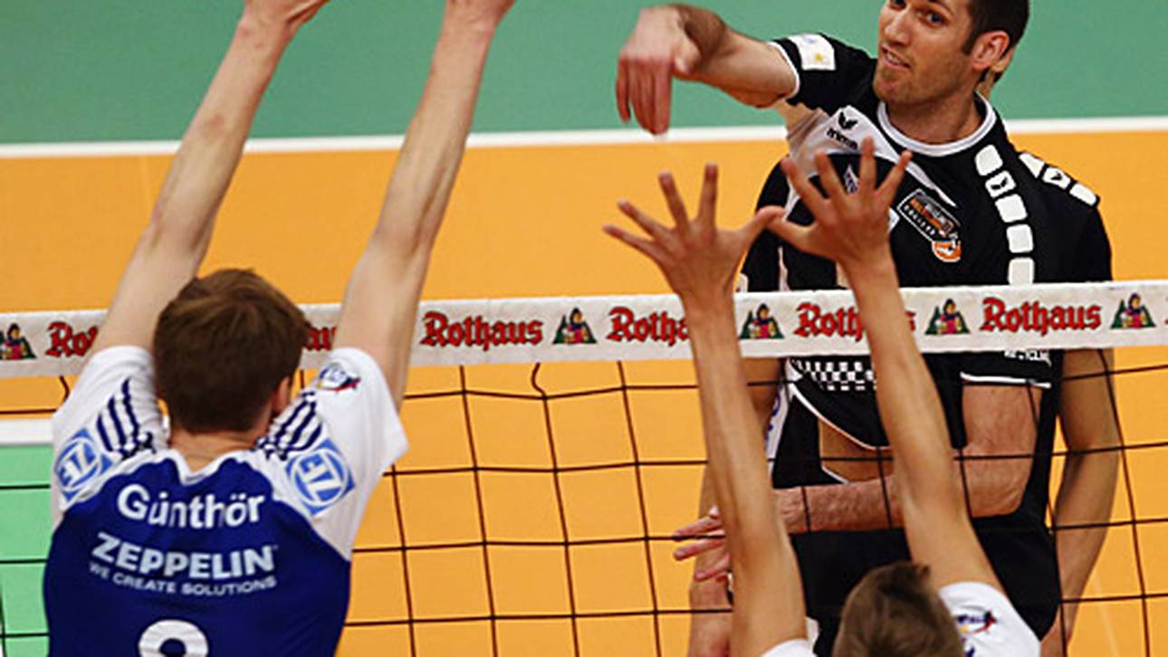 Friedrichshafen schaltet Berlin aus